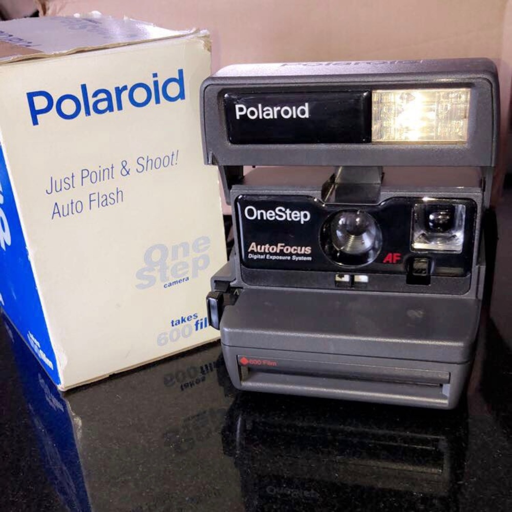 Vintage Polaroid 600 film Auto Focus Camera 1993!